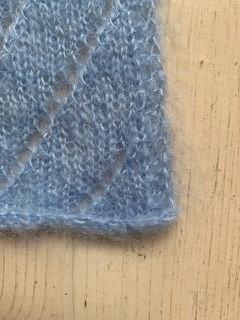 Scarf with eyelet lace pattern